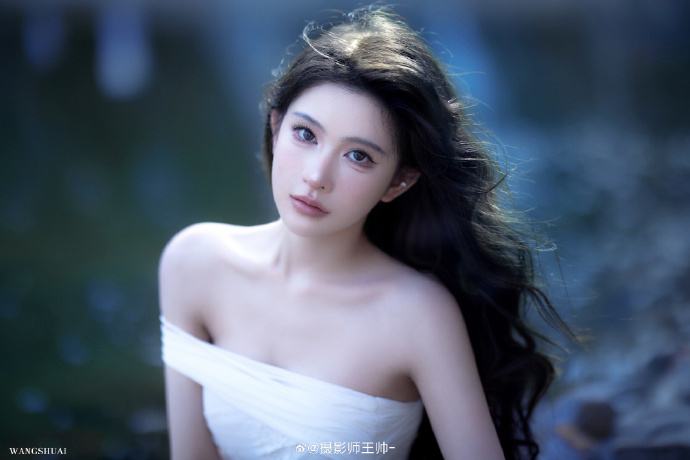 漫长的季节 封面
